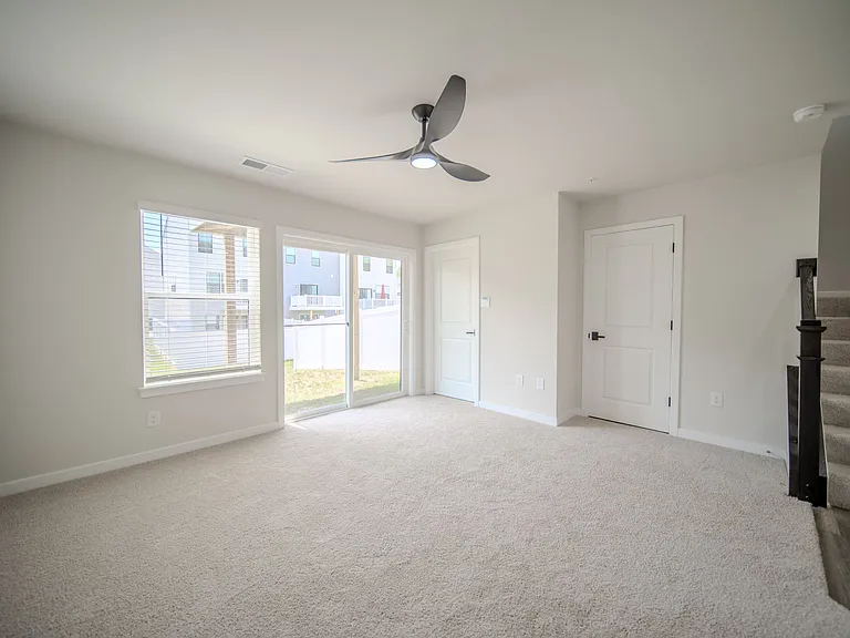 442 Whirl Ln — Photo 35