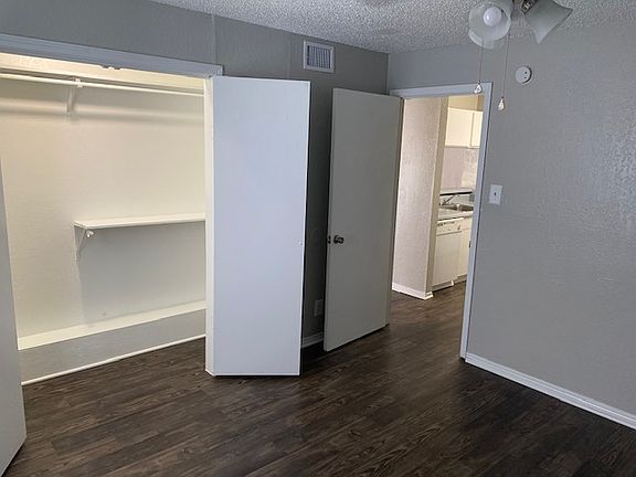 3rd image of 1709 W Schunior Rd #904