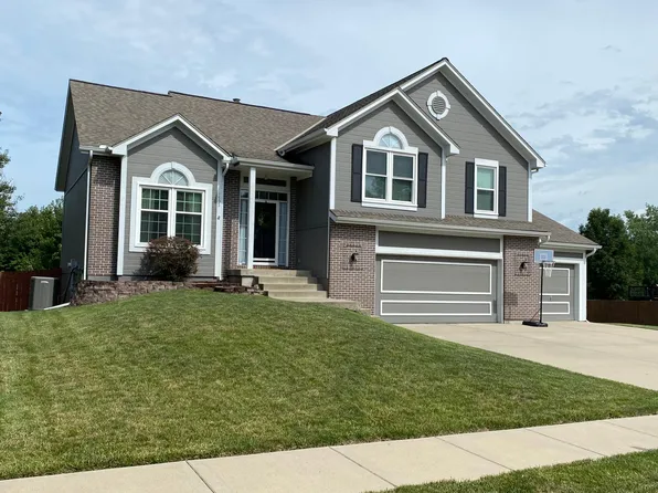 7695 N Everton Ave, Parkville, MO 64152