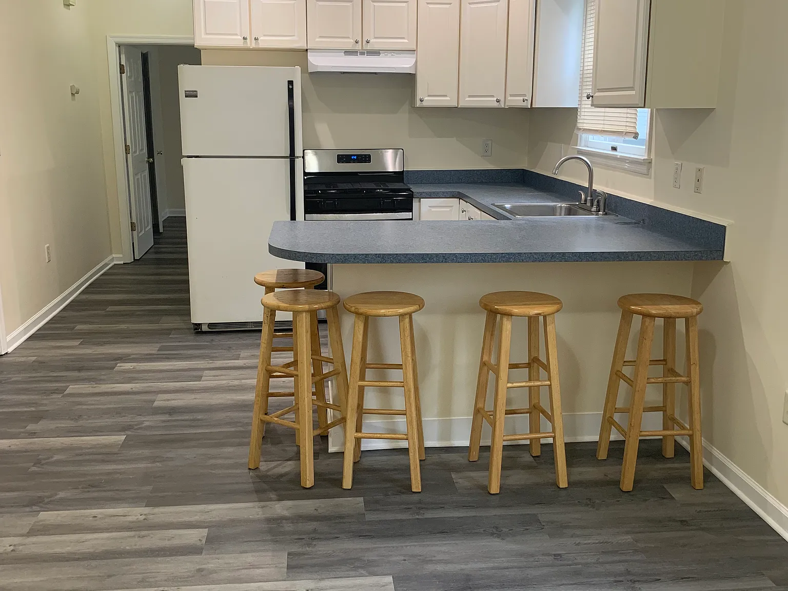 1 bed, $1,600 — Photo 3
