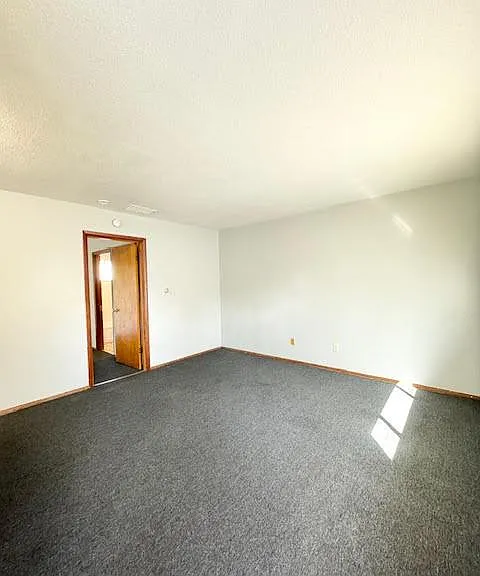5517 Douglas Rd #5 — Photo 7