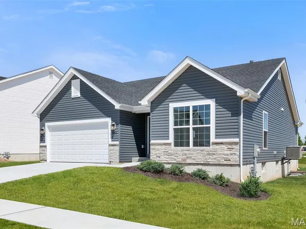 18415 Boone Ridge Manor Dr, Truesdale, MO 63380