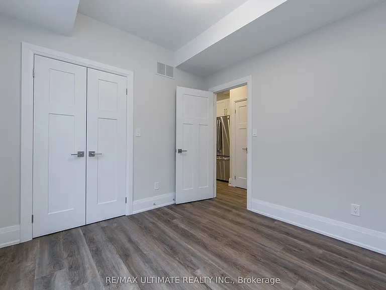 19 Fernwood Park Ave #MAIN — Photo 19