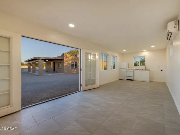2850 E Adilene Dr, Tucson, AZ 85756