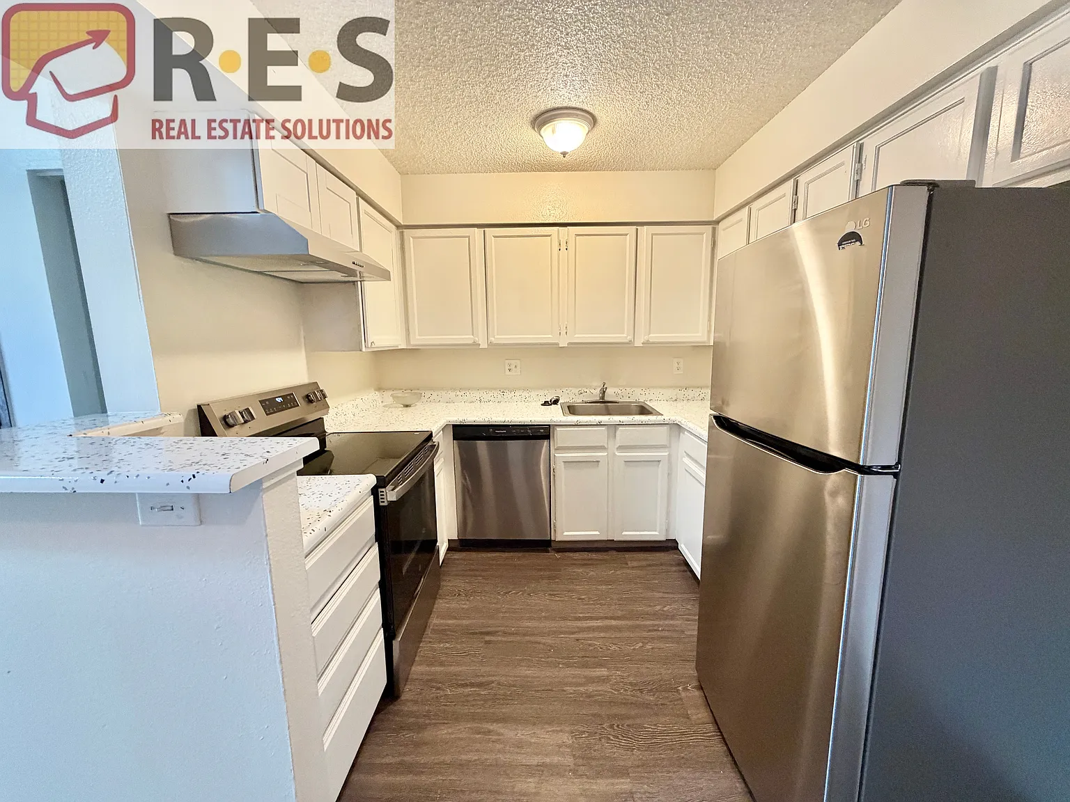2 bed, 1125 sqft, $1,480 — Photo 2