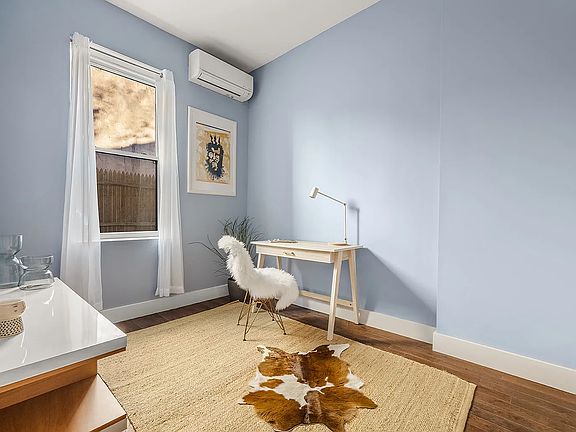 5th image of 627 Wilson Ave APT 2