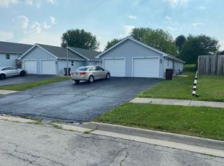 4551 Applewood Ln, Loves Park, IL