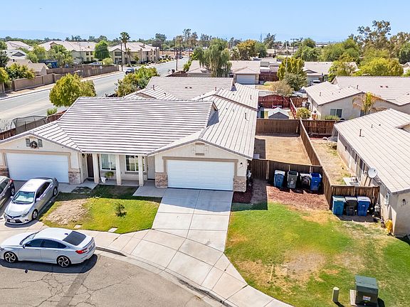 3rd image of 1311 Los Coyotes Ct