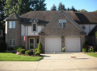 29 Aberdeen Ct, Rocky River, OH 44116