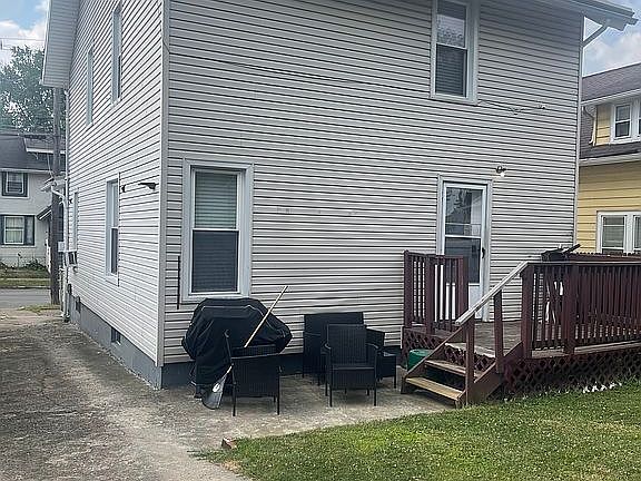 4th image of 156 E 29th St