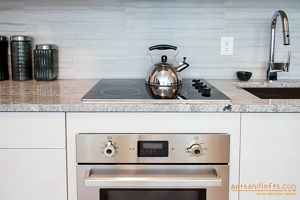 Sold by aptsandlofts.com | media 15