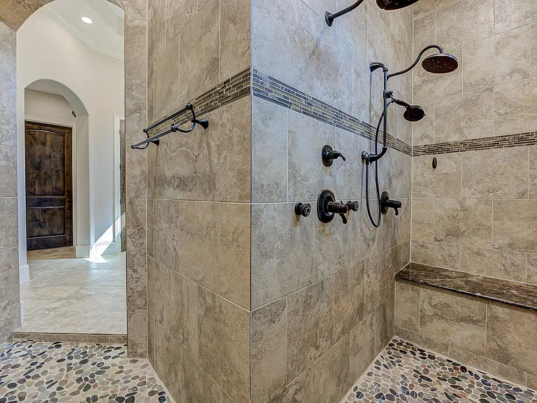 27303 Silver Jade Ct — Photo 24