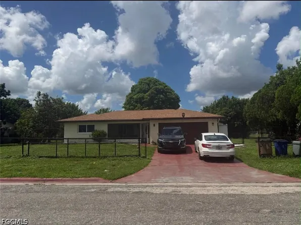 214 Daleview Ave, Lehigh Acres, FL 33936