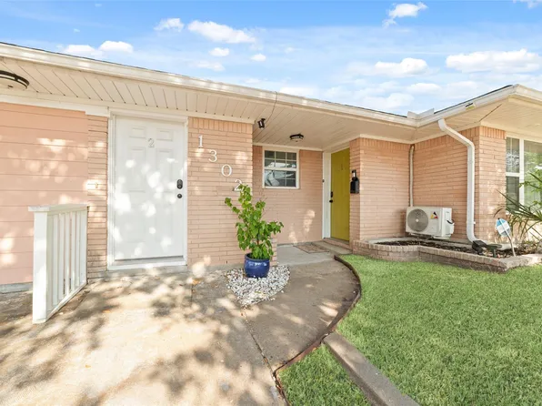 1302 56th St, Galveston, TX 77551