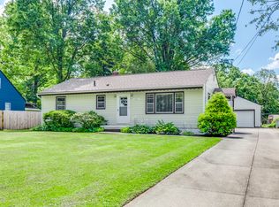 2070 Berger Ave, Stow, OH 44224