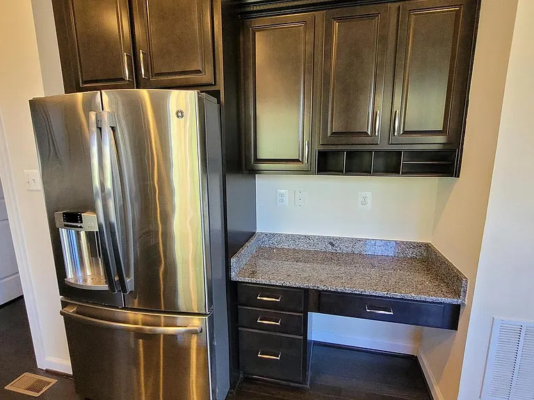 15406 Sir Edwards Dr — Photo 18