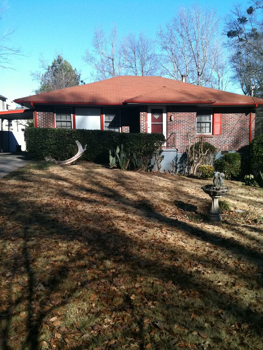 1126 Eastridge Rd SW photo 1