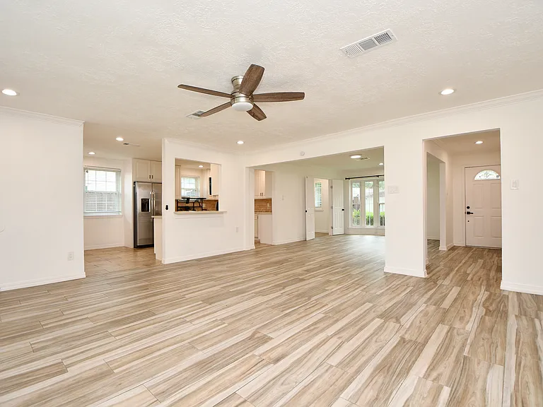 5951 Beaudry Dr — Photo 18