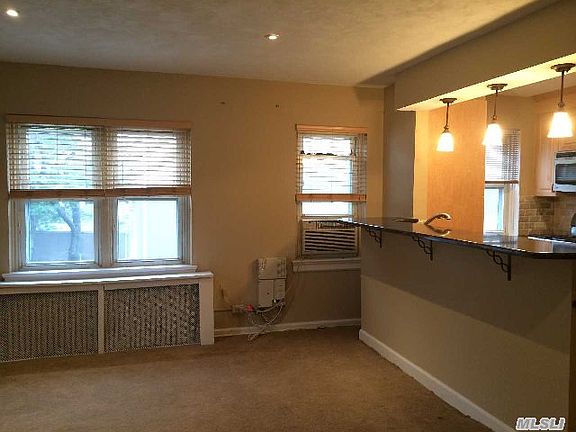5th image of 3630 213th St APT 2B