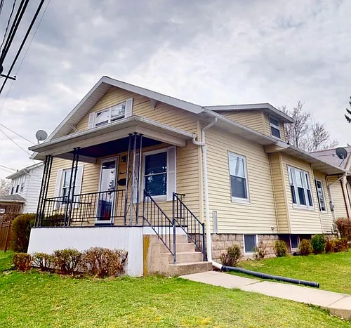 1115 Penn St Photo 1