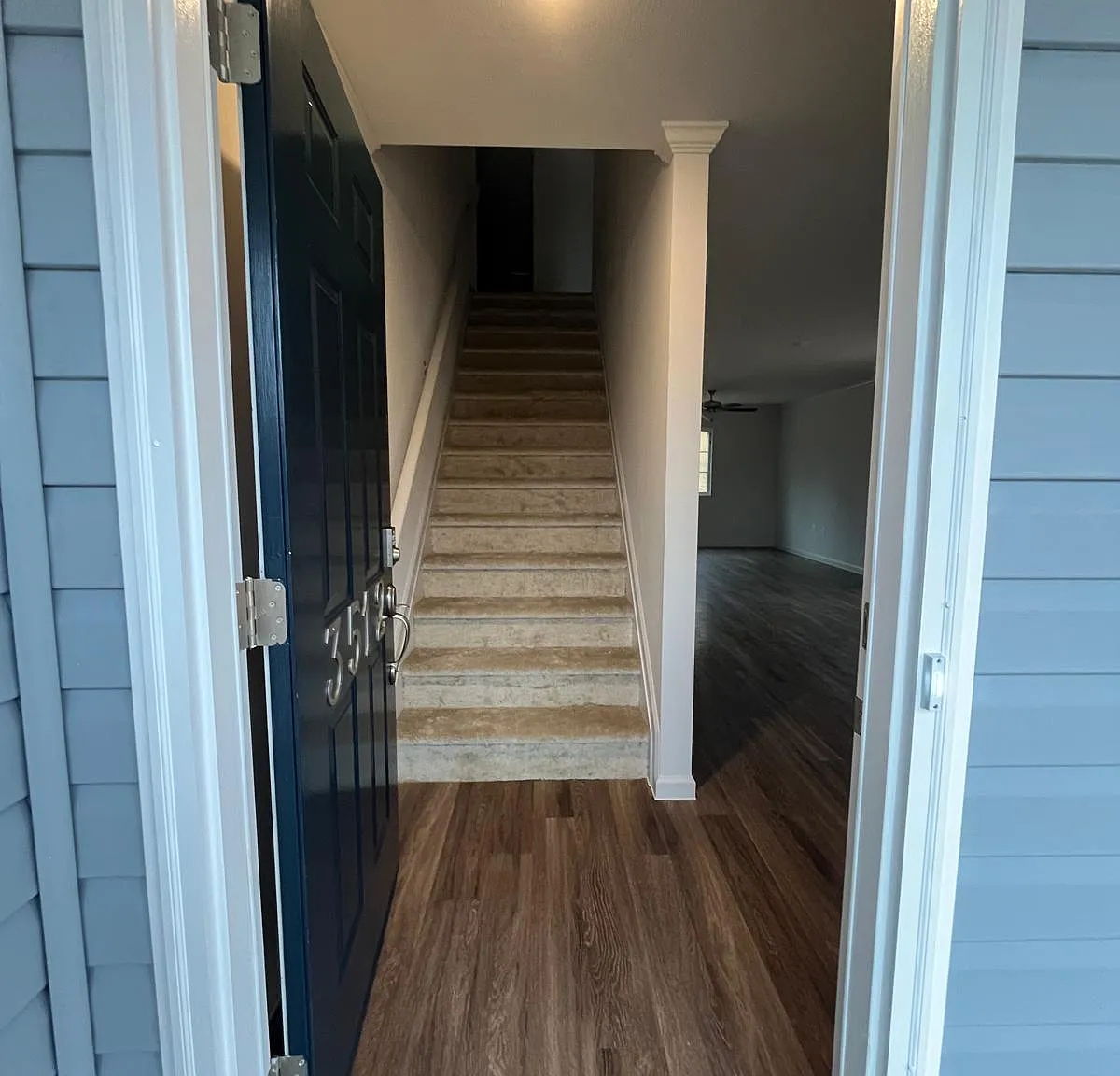 4 bed, 1954 sqft, $2,300 — Photo 3