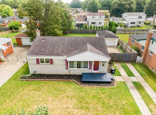 31612 Reid Dr, Warren, MI 48092