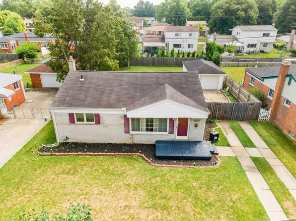 31612 Reid Dr, Warren, MI 48092