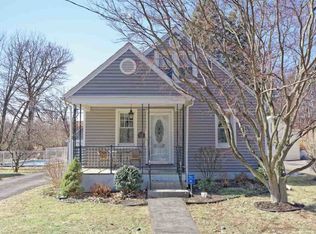 3 Clinton Ave, Waterford, NY 12188