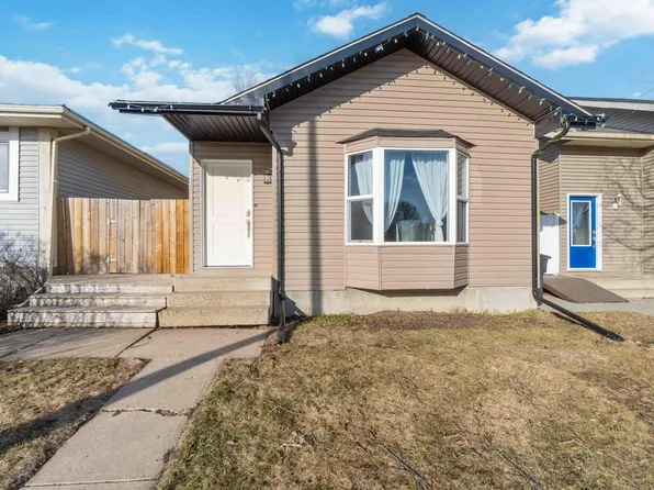 4132 51st St, Gibbons, AB T0A 1N1