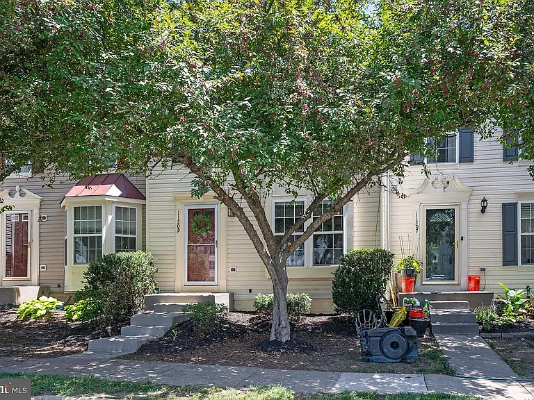 11209 Gander Ct — Photo 1