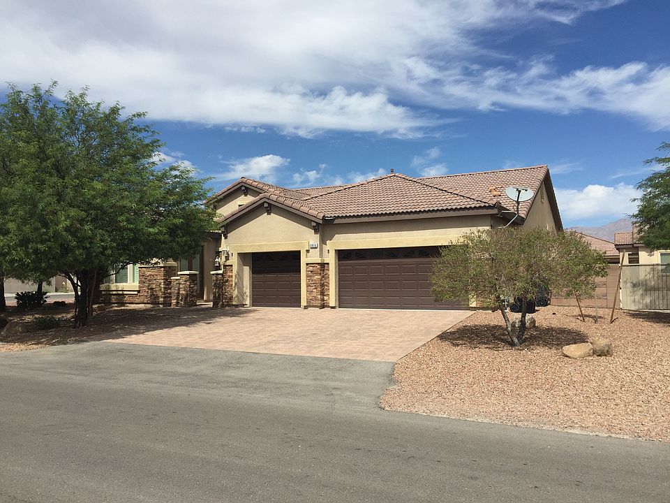 2nd image of 3916 Internet Avenue