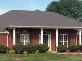 221 Covedale Cir, Madison, AL 35757