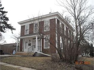 111 W 3rd Ave, Indianola, IA 50125