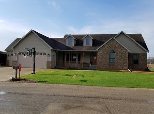 W4287 Ceresa Dr, West Salem, WI 54669
