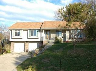 21506 Cedarwood Rd, Elkhorn, NE 68022