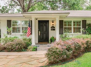 4037 Clover Ln, Dallas, TX 75220