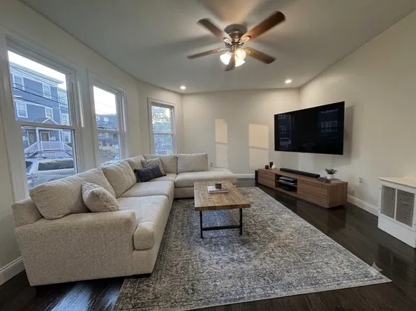 12 Boyd St #1, Dorchester Center, MA 02124