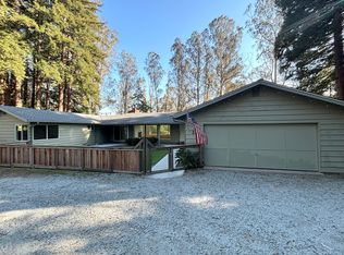 221 Gillette Rd, Watsonville, CA 95076