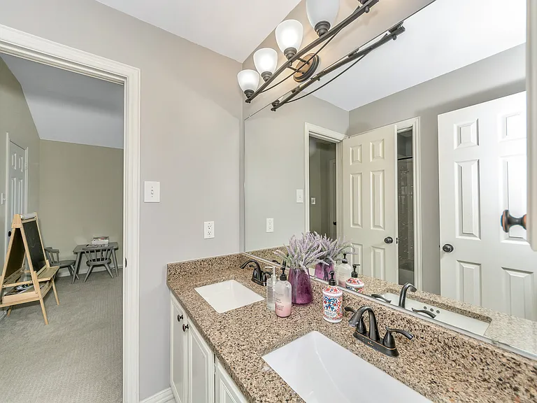 3608 Edgestone Dr — Photo 41