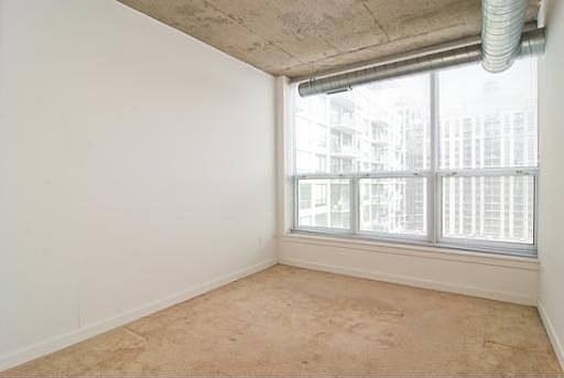 5th image of 1305 S Michigan Ave APT 1012