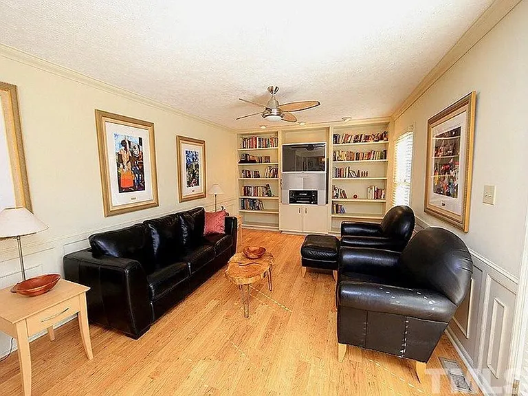 1112 Watermark Ct — Photo 3