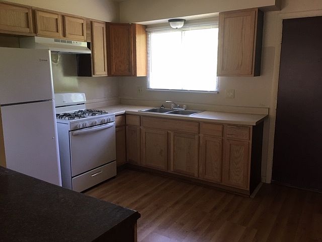 2nd image of 772 King St APT C3