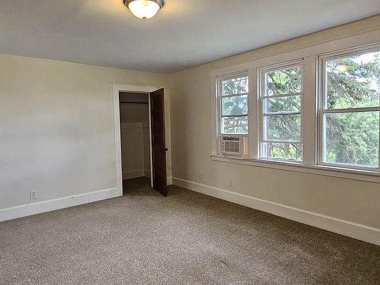 3111 US Highway 20 E — Photo 25
