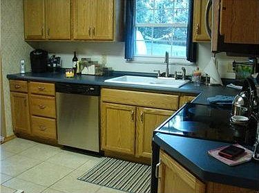 4th image of 109 Woodbury Dr
