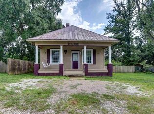 51 E High St, Chrisney, IN 47611
