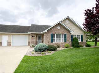 48 Faith Dr, Highland, IL