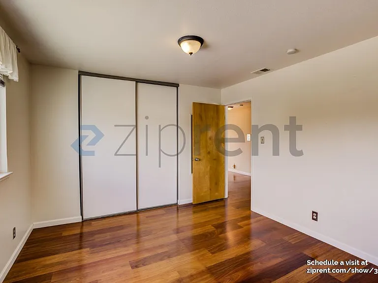 3421 25th St #7 — Photo 6