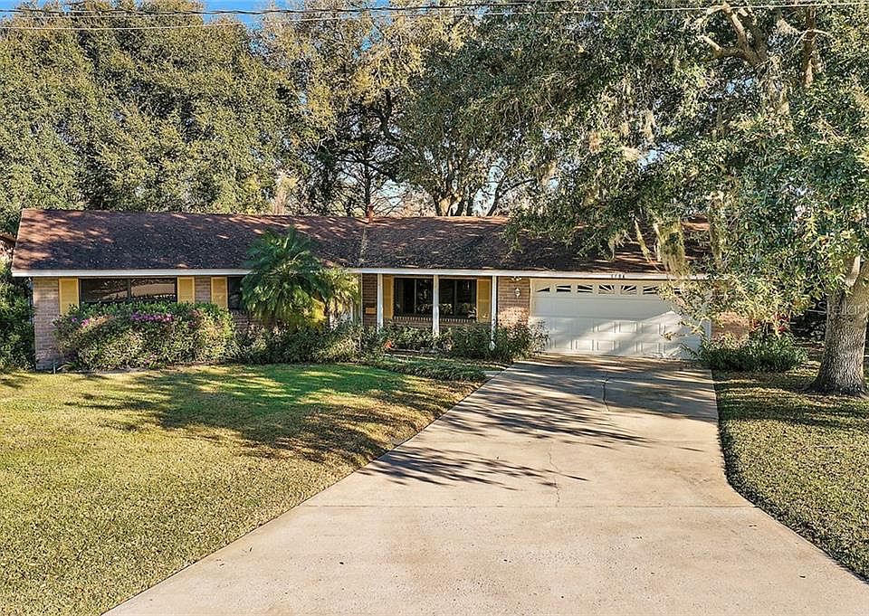 1st image of 1104 N Shore Dr