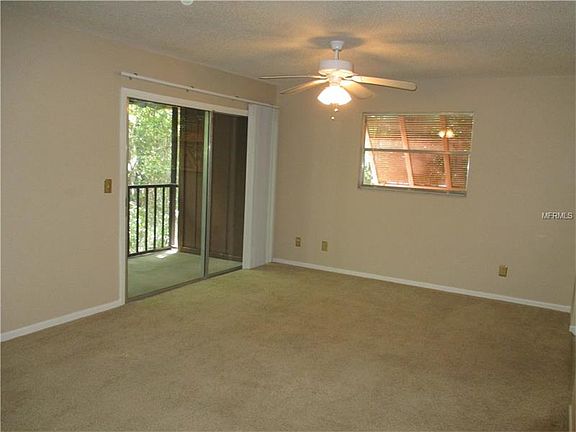 5th image of 170 Palmetto Woods Ct APT 2B