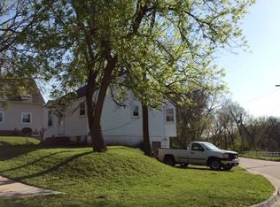 327 N Russell Ave, Ames, IA 50010